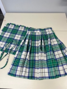 01-298 Child's 14 tall Dress Green Lennox Aboyne