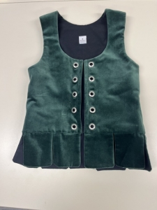 01-319 Child's Dark Green Size  12 Tall Aboyne vest