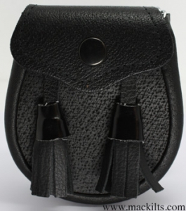 02-021 Boy's leather sporran