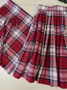 01-260 ADULT'S DRESS CRIMSON REVERSE MCKELLAR ABOYNE SKIRT, SASH AND TIE