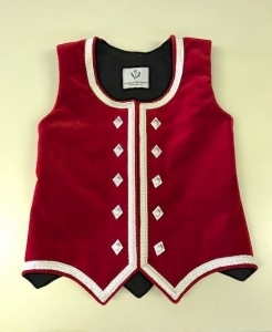 01-266 CHILD'S SIZE 6 RED HIGHLAND VEST