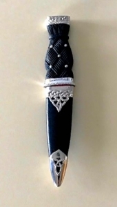 04-035 Deluxe Sgian Dubh
