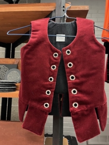 01-295 Size 4 Girl's Cranberry Petal Vest